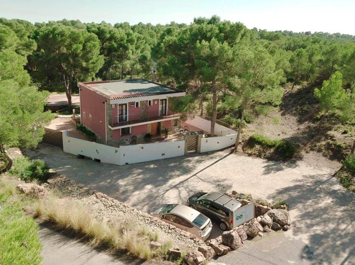 Chalet de 6 habitaciones en Náquera en venta - 985.000 € (Ref: 9527678)