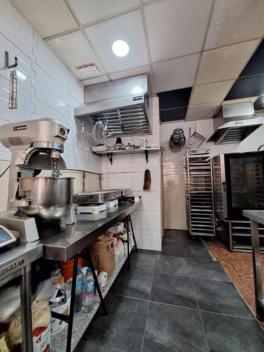 Erhverv til salg i Torrevieja - € 73.500 (Ref: 9527679)