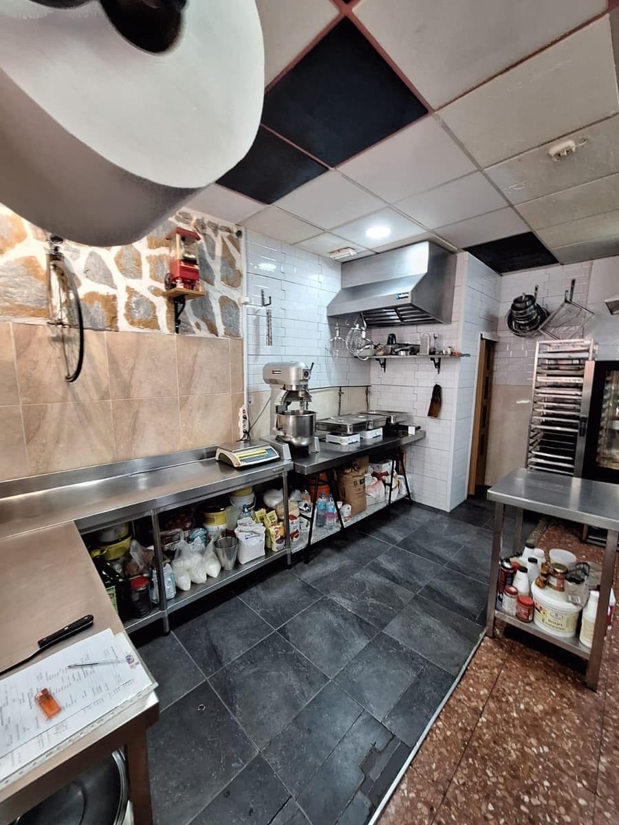 Erhverv til salg i Torrevieja - € 73.500 (Ref: 9527679)