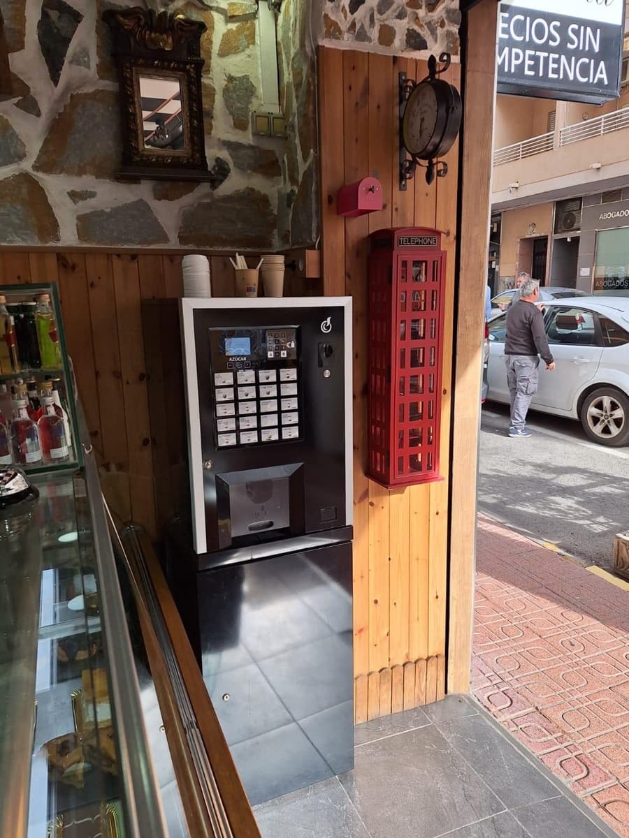 Erhverv til salg i Torrevieja - € 73.500 (Ref: 9527679)