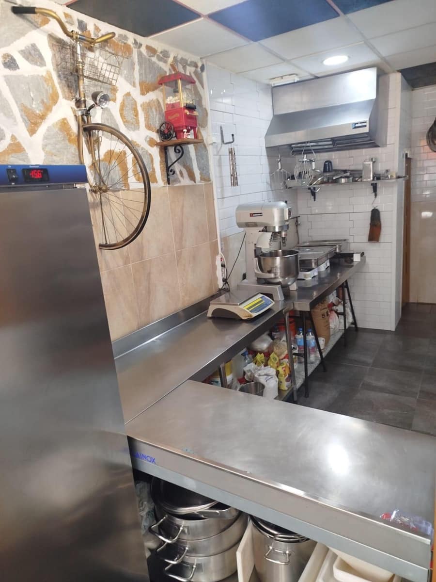 Erhverv til salg i Torrevieja - € 73.500 (Ref: 9527679)