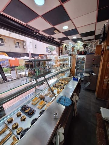 Erhverv til salg i Centro, Torrevieja - € 73.500 (Ref: 9527679)