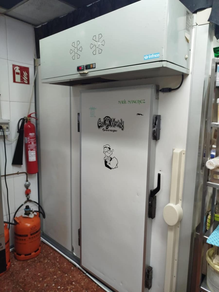 Erhverv til salg i Torrevieja - € 73.500 (Ref: 9527679)