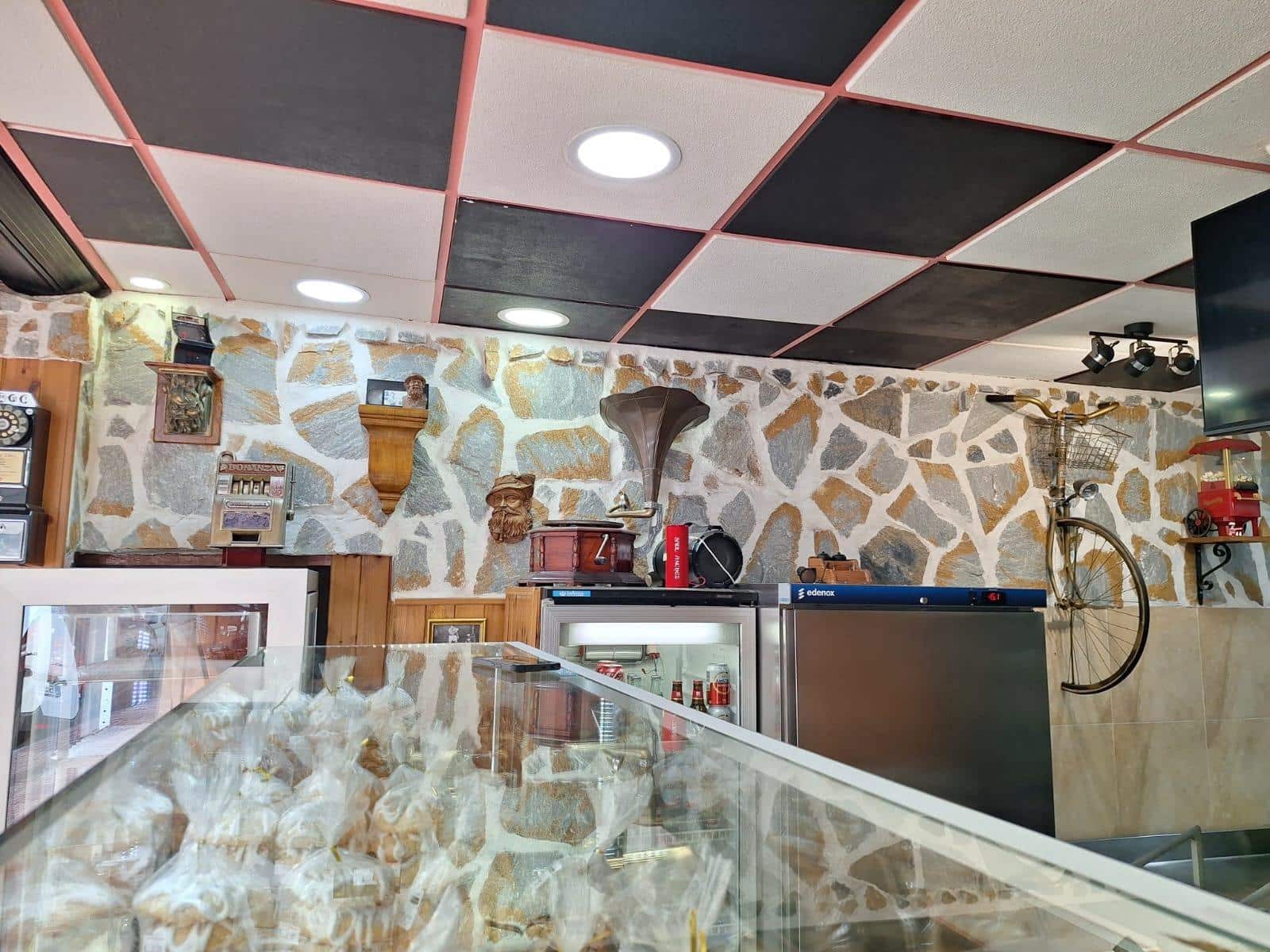 Erhverv til salg i Torrevieja - € 73.500 (Ref: 9527679)