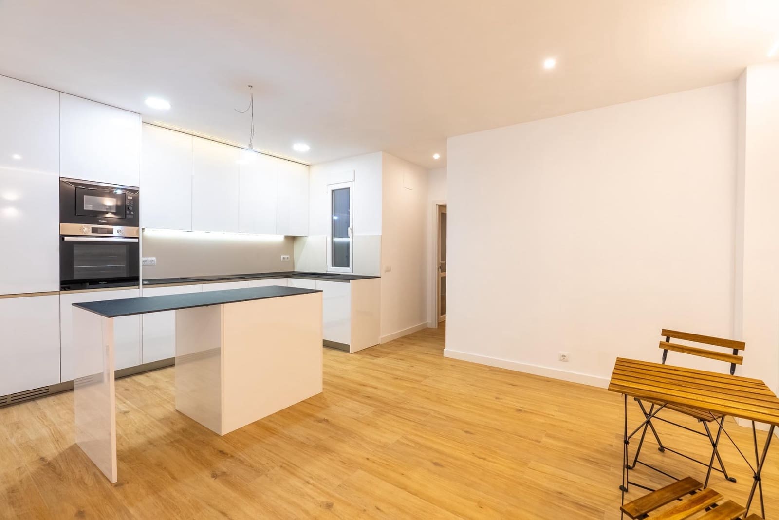 Piso de 1 habitación en Madrid ciudad en venta - 530.000 € (Ref: 9530528)