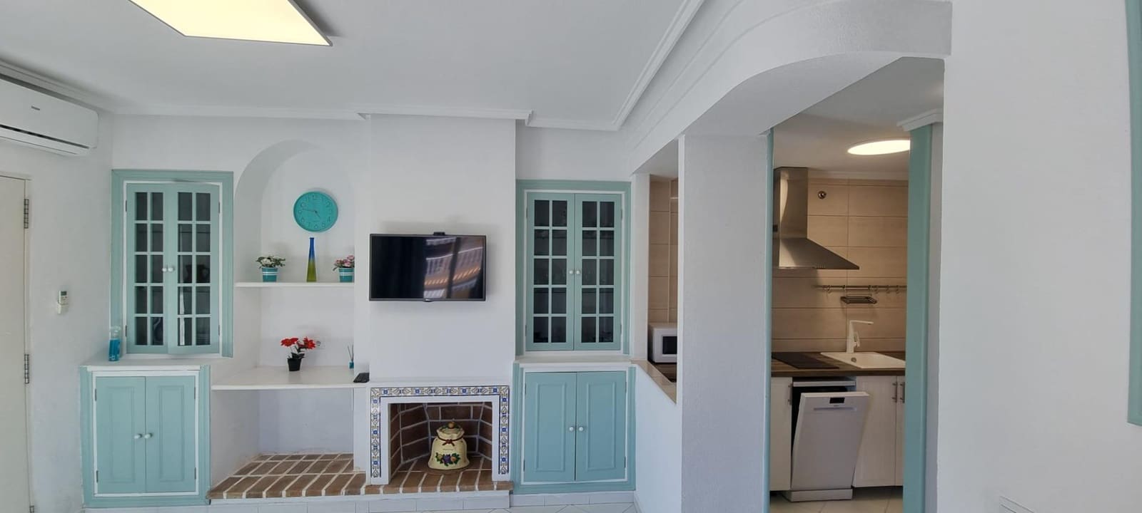 1 quarto Bungalow para venda em Torrevieja com piscina - 129 000 € (Ref: 9533733)