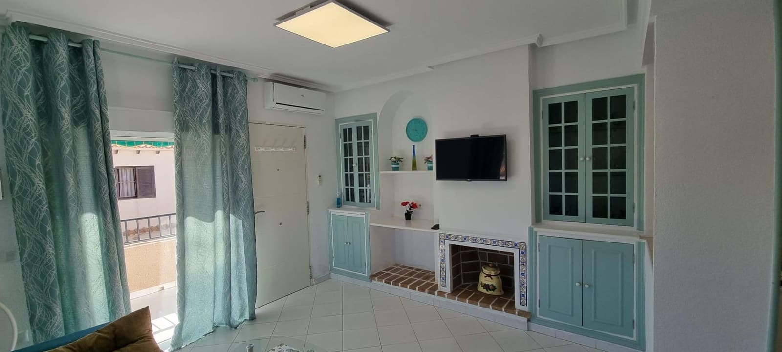 1 quarto Bungalow para venda em Torrevieja com piscina - 129 000 € (Ref: 9533733)