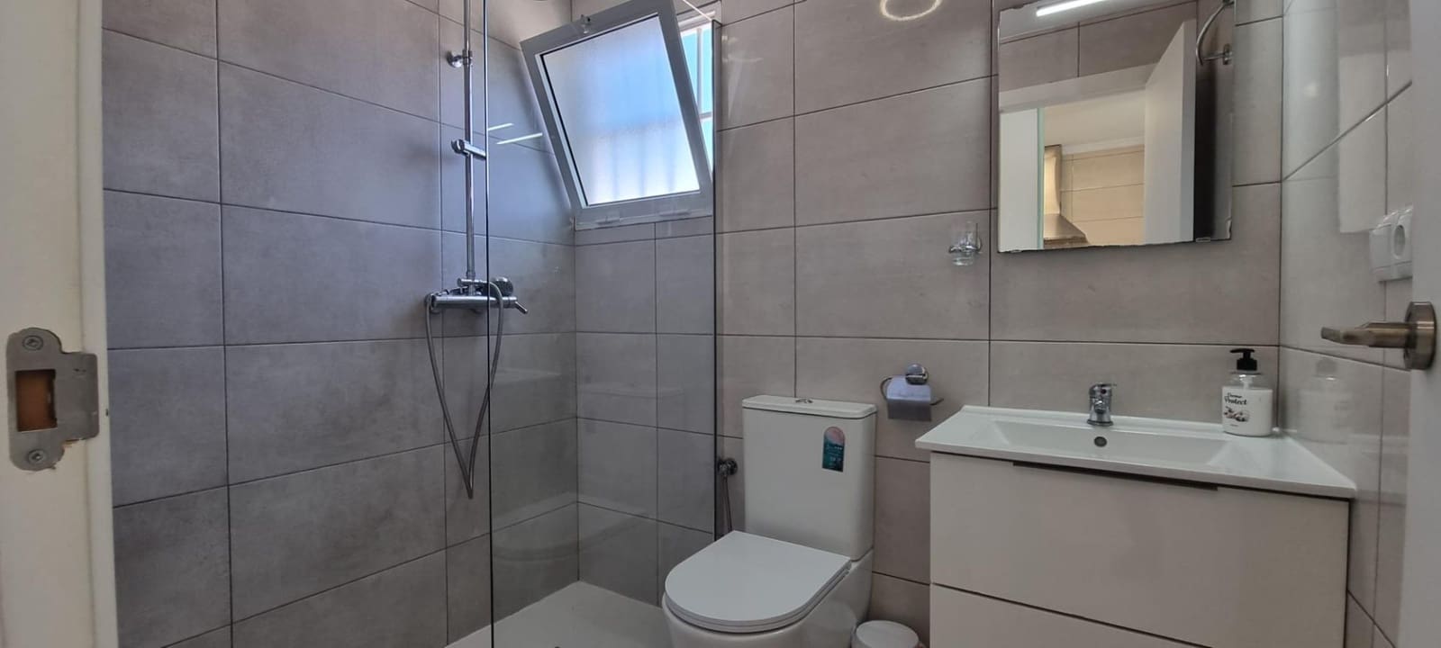 1 quarto Bungalow para venda em Torrevieja com piscina - 129 000 € (Ref: 9533733)
