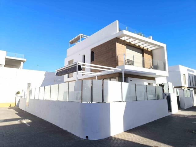 4 sypialnia Willa na sprzedaż w Los Altos z basenem garażem - 399 000 € (Ref: 9535933)