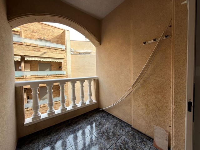 2 makuuhuone Huoneisto myytävänä paikassa Avenida Habaneras - Curva de Palangre, Torrevieja - 139 900 € (Ref: 9535934)