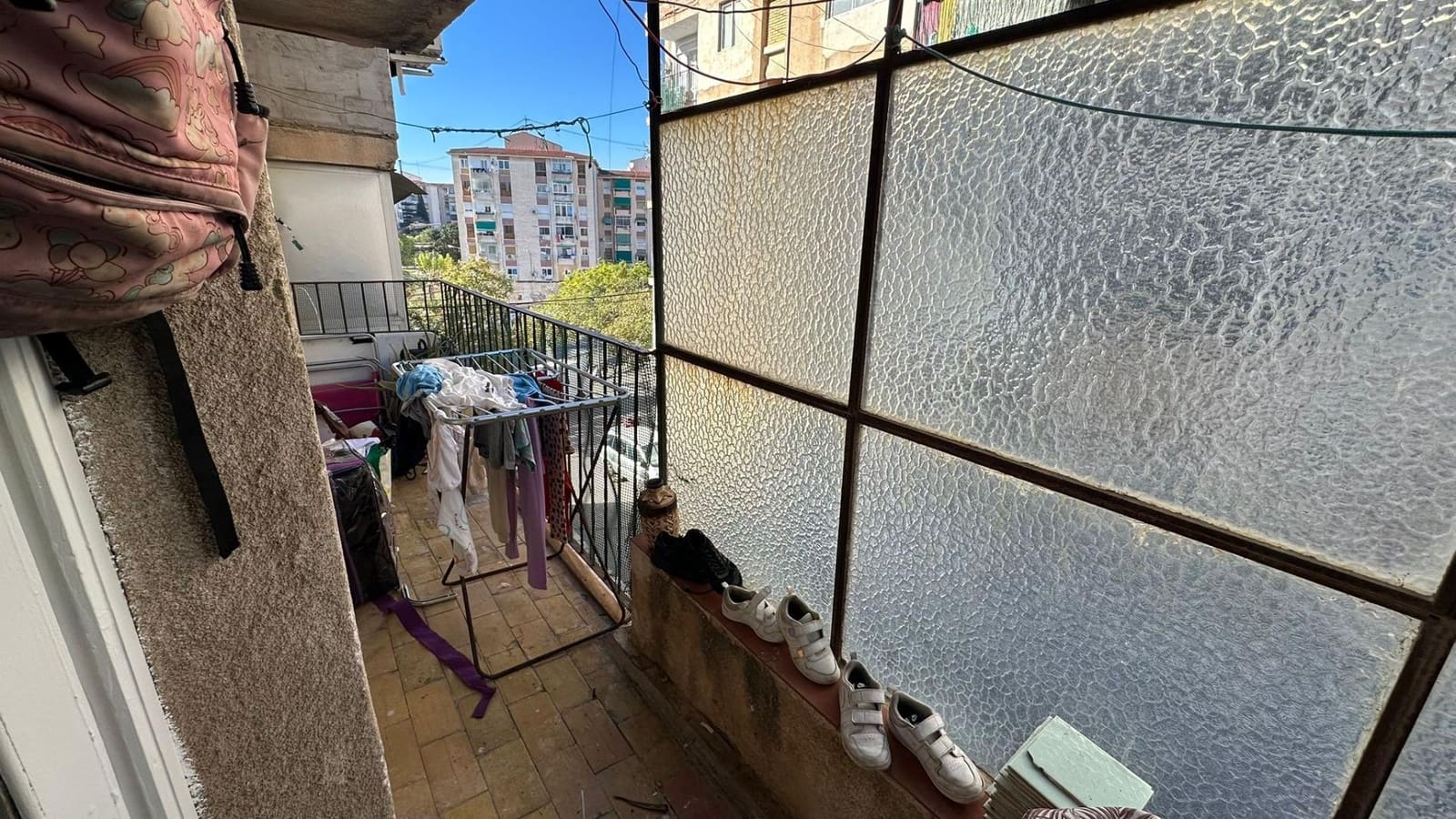 3 bedroom Apartment for sale in Alicante / Alacant city - € 75,000 (Ref: 9537324)