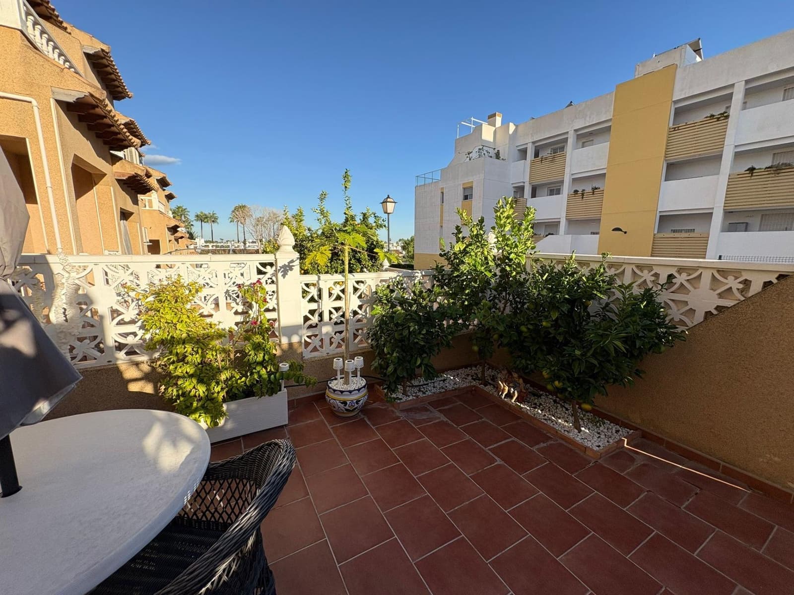 2 makuuhuone Rivitalo myytävänä paikassa Orihuela Costa - 175 000 € (Ref: 9543611)