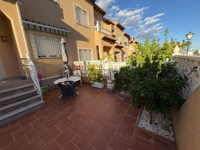 2 makuuhuone Rivitalo myytävänä paikassa Villamartín - Las Filipinas, Orihuela - 175 000 € (Ref: 9543611)