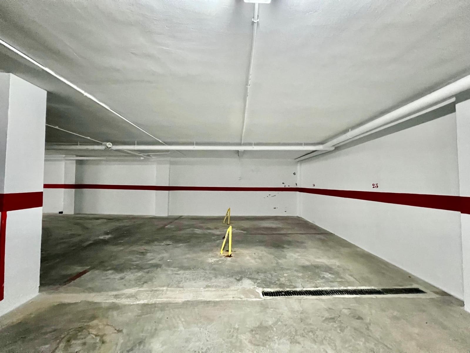 Garaje en Torrevieja en venta - 13.000 € (Ref: 9543612)