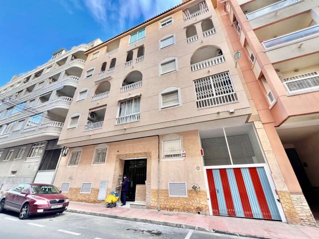 Garage til salg i Avenida Habaneras - Curva de Palangre, Torrevieja - € 13.000 (Ref: 9543612)