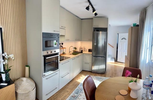 3 makuuhuone Huoneisto myytävänä paikassa Playa del Cura, Torrevieja - 229 000 € (Ref: 9548187)