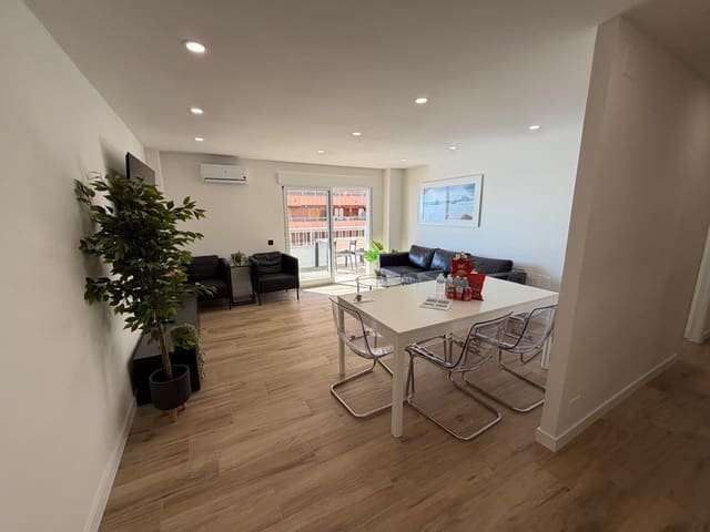 3 makuuhuone Huoneisto myytävänä paikassa Playa del Acequión, Torrevieja mukana uima-altaan - 289 000 € (Ref: 9548188)