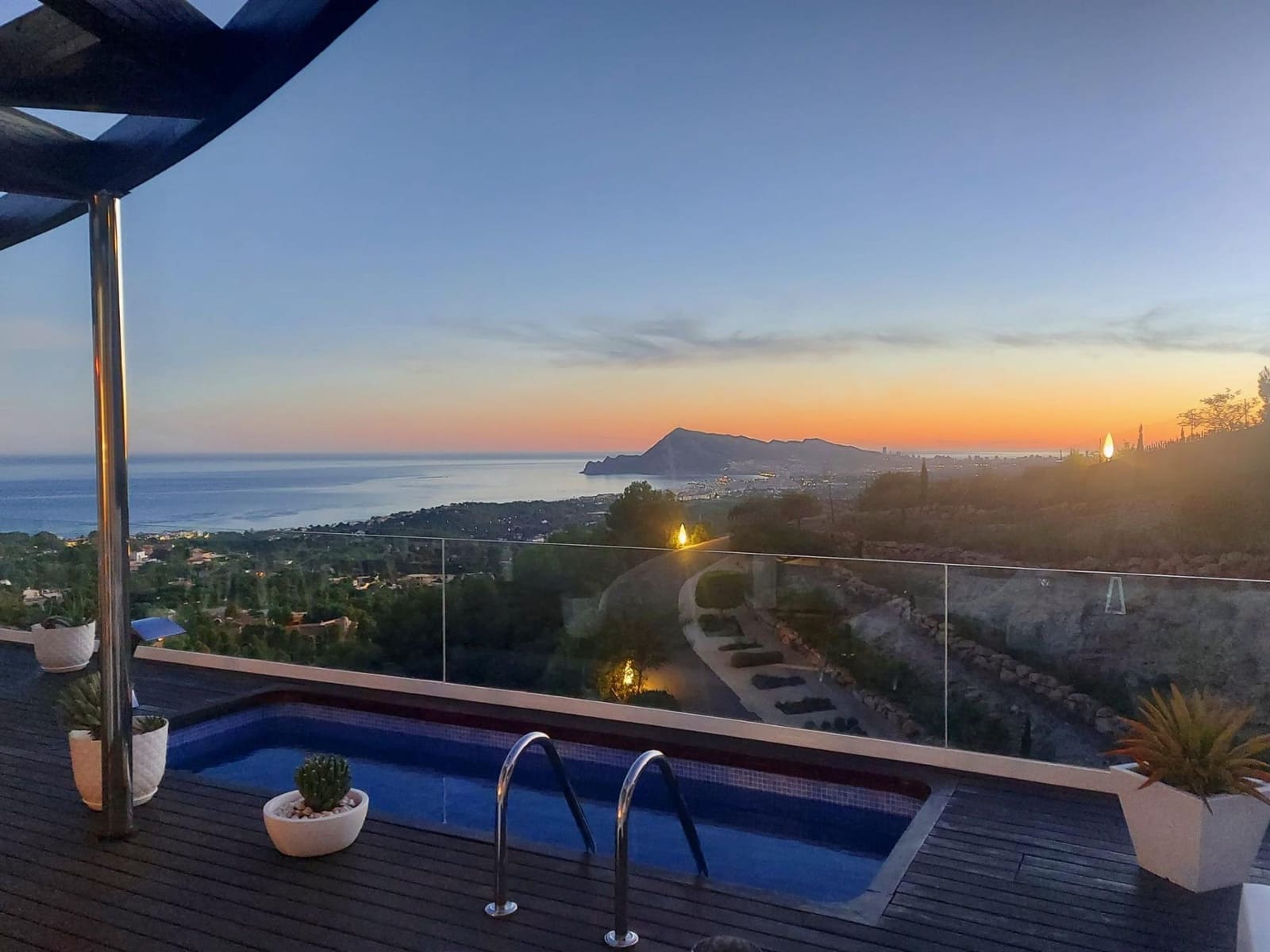 4 quarto Moradia para venda em Altea la Vella com piscina garagem - 852 000 € (Ref: 9548190)