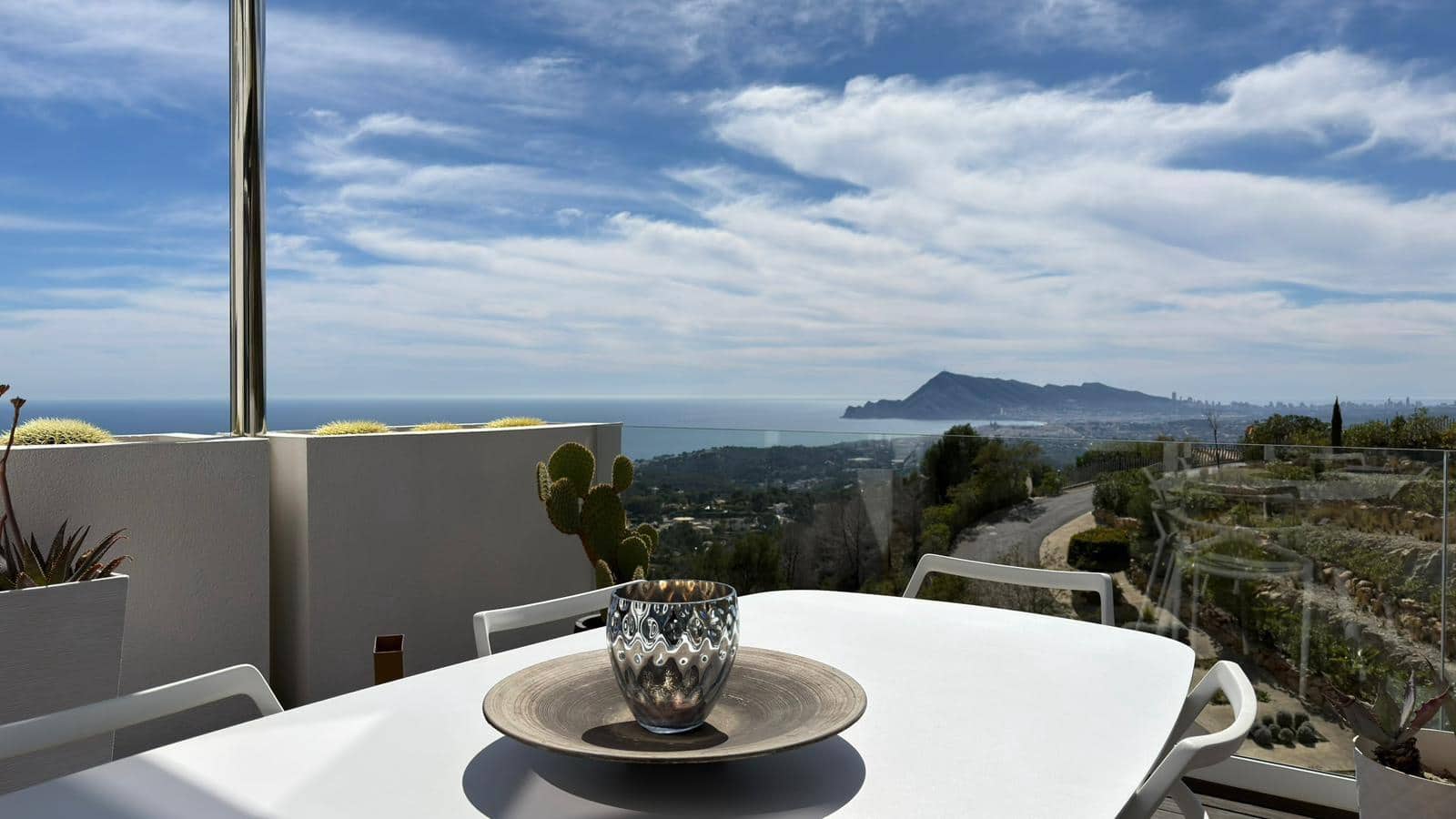 4 bedroom Villa for sale in Altea la Vella with pool garage - € 852,000 (Ref: 9548190)