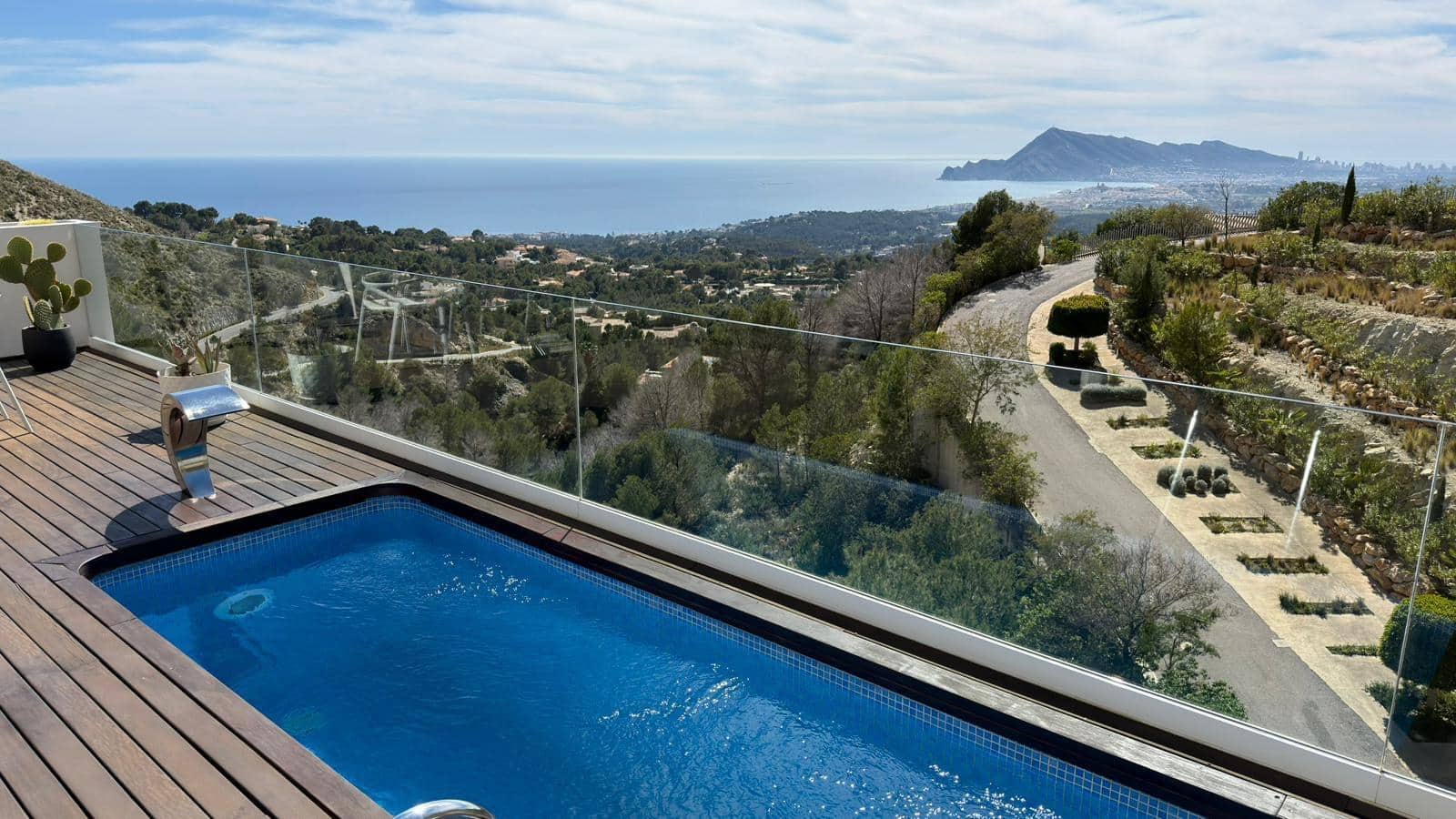 4 bedroom Villa for sale in Altea la Vella with pool garage - € 852,000 (Ref: 9548190)