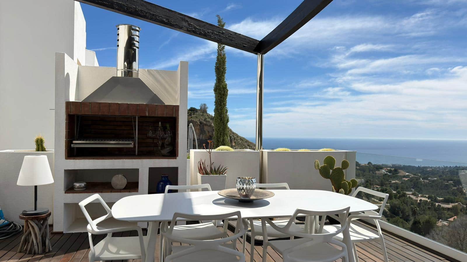 4 bedroom Villa for sale in Altea la Vella with pool garage - € 852,000 (Ref: 9548190)