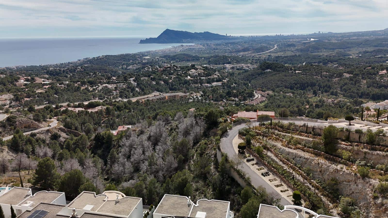 4 bedroom Villa for sale in Altea la Vella with pool garage - € 852,000 (Ref: 9548190)