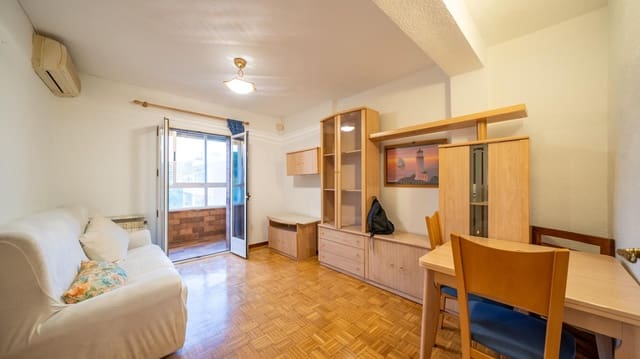 3 sovrum Lägenhet till salu i Pilar, Madrid stad - 350 000 € (Ref: 9548191)