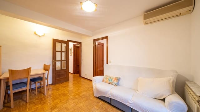 3 sovrum Lägenhet till salu i Pilar, Madrid stad - 350 000 € (Ref: 9548191)