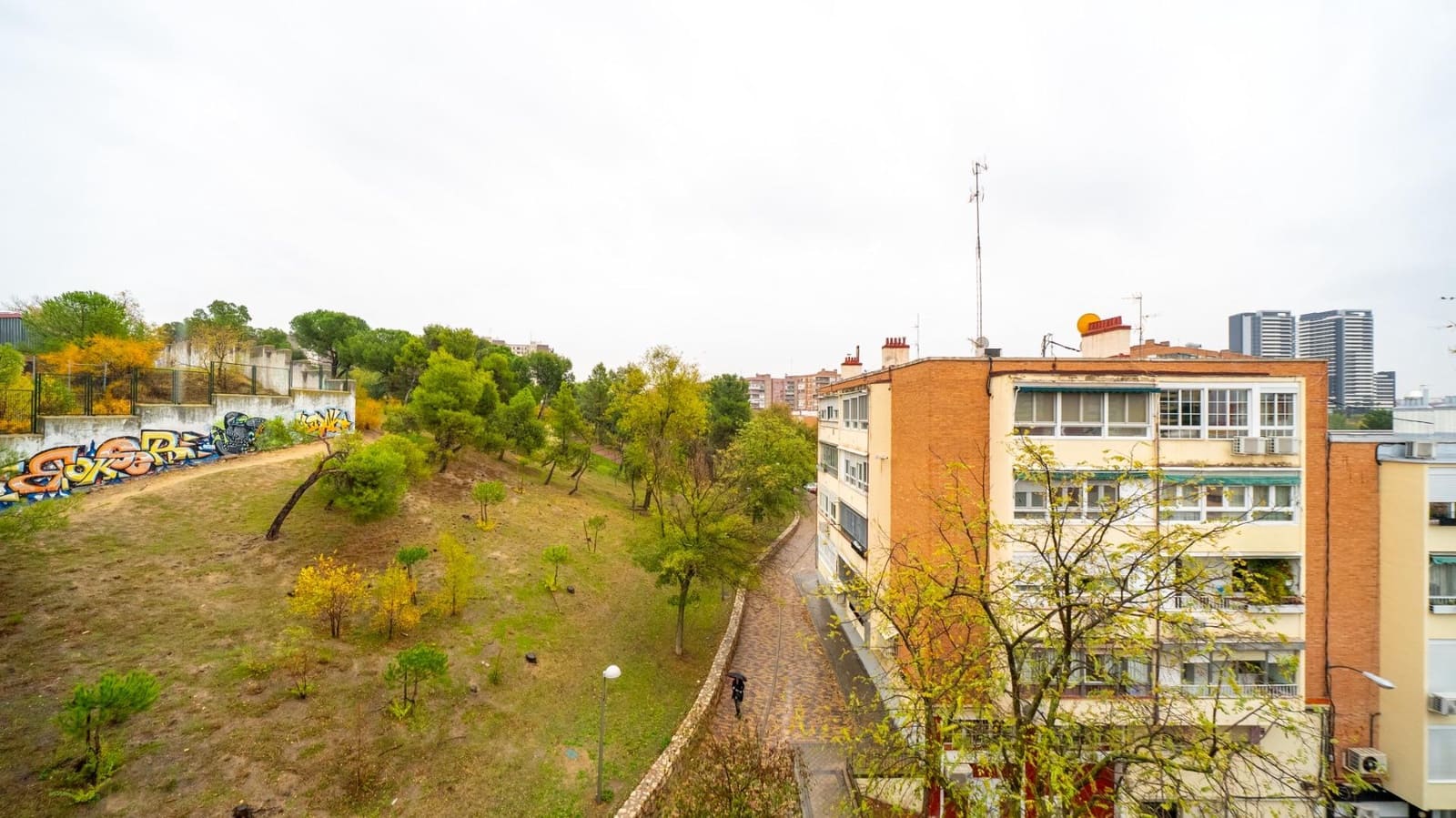 3 sovrum Lägenhet till salu i Madrid stad - 350 000 € (Ref: 9548191)