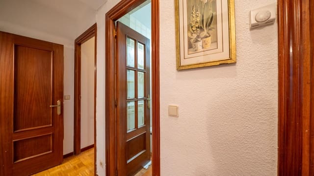 3 sovrum Lägenhet till salu i Pilar, Madrid stad - 350 000 € (Ref: 9548191)
