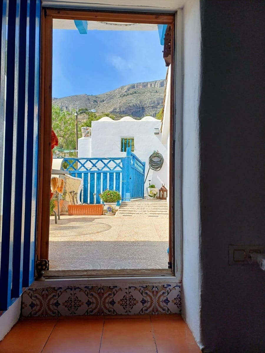 2 sypialnia Dom na sprzedaż w Sella - 242 000 € (Ref: 9548192)