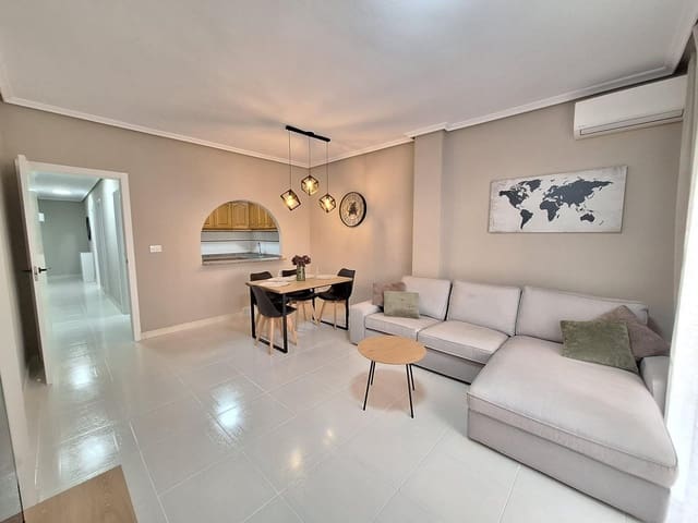 1 chambre Appartement à vendre à Centro, Torrevieja - 149 900 € (Ref: 9551493)