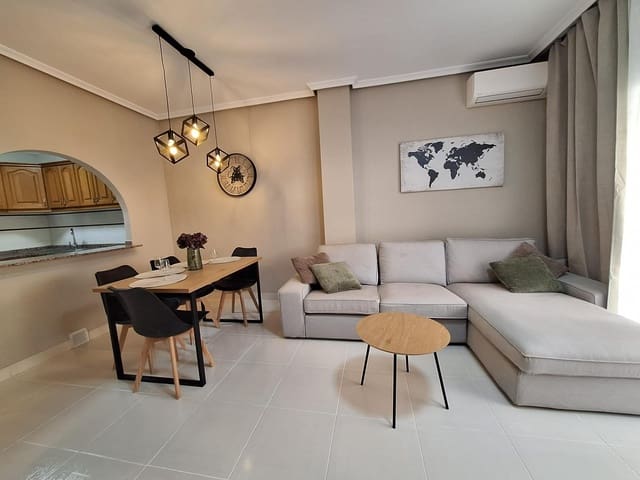 1 chambre Appartement à vendre à Centro, Torrevieja - 149 900 € (Ref: 9551493)