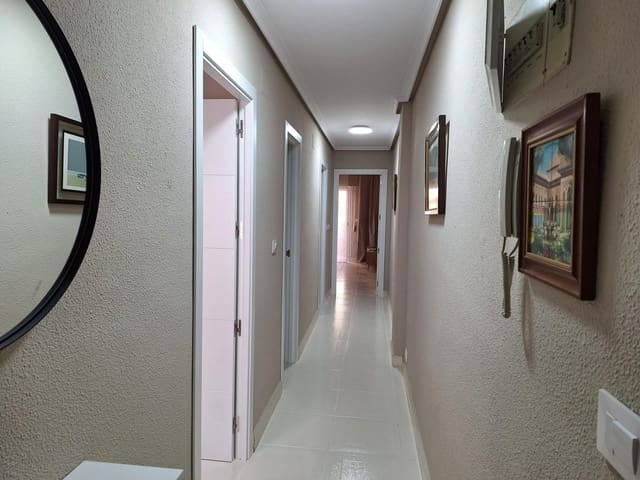 1 chambre Appartement à vendre à Centro, Torrevieja - 149 900 € (Ref: 9551493)