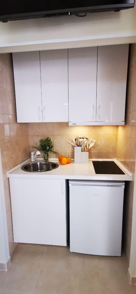 1 bedroom Studio for sale in Torrevieja with pool - € 129,000 (Ref: 9551494)