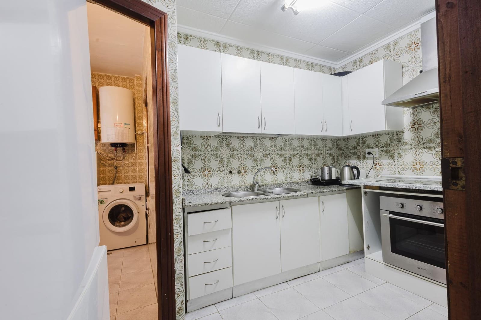 3 makuuhuone Huoneisto myytävänä paikassa Torrevieja mukana uima-altaan - 244 990 € (Ref: 9555827)