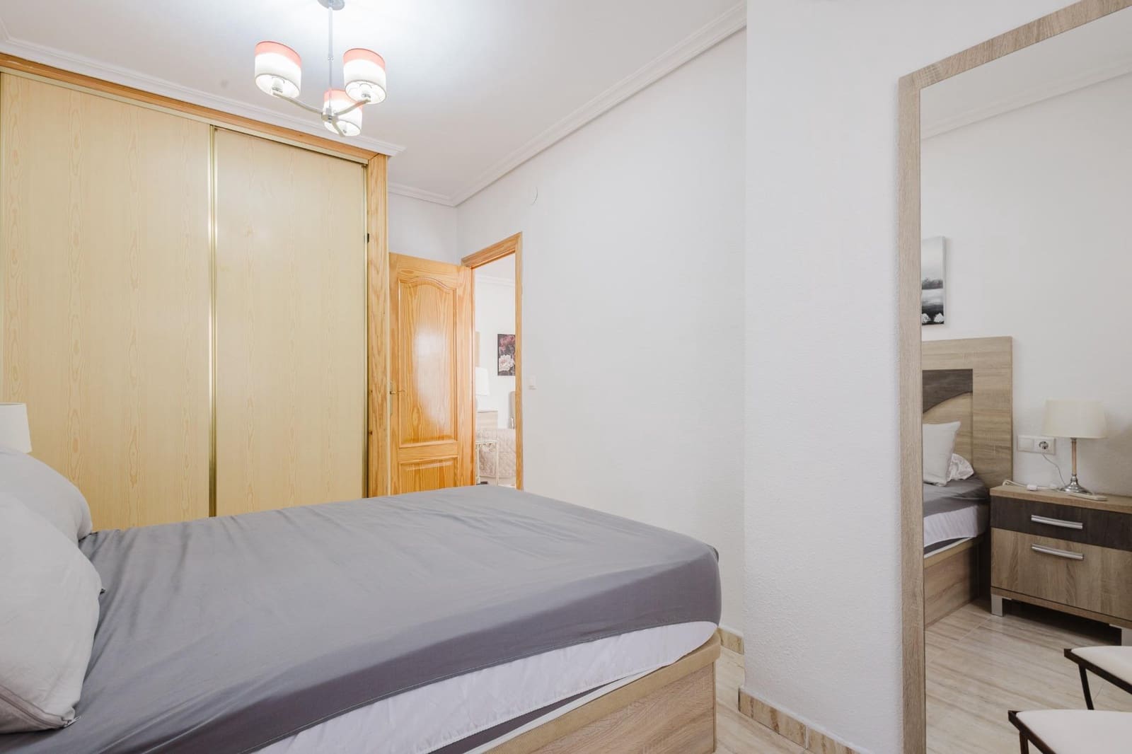 2 makuuhuone Huoneisto myytävänä paikassa Torrevieja - 159 990 € (Ref: 9555828)