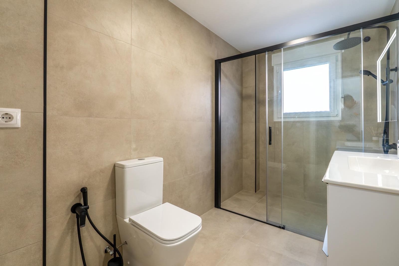 3 bedroom Villa for sale in El Campello with garage - € 550,000 (Ref: 9555830)