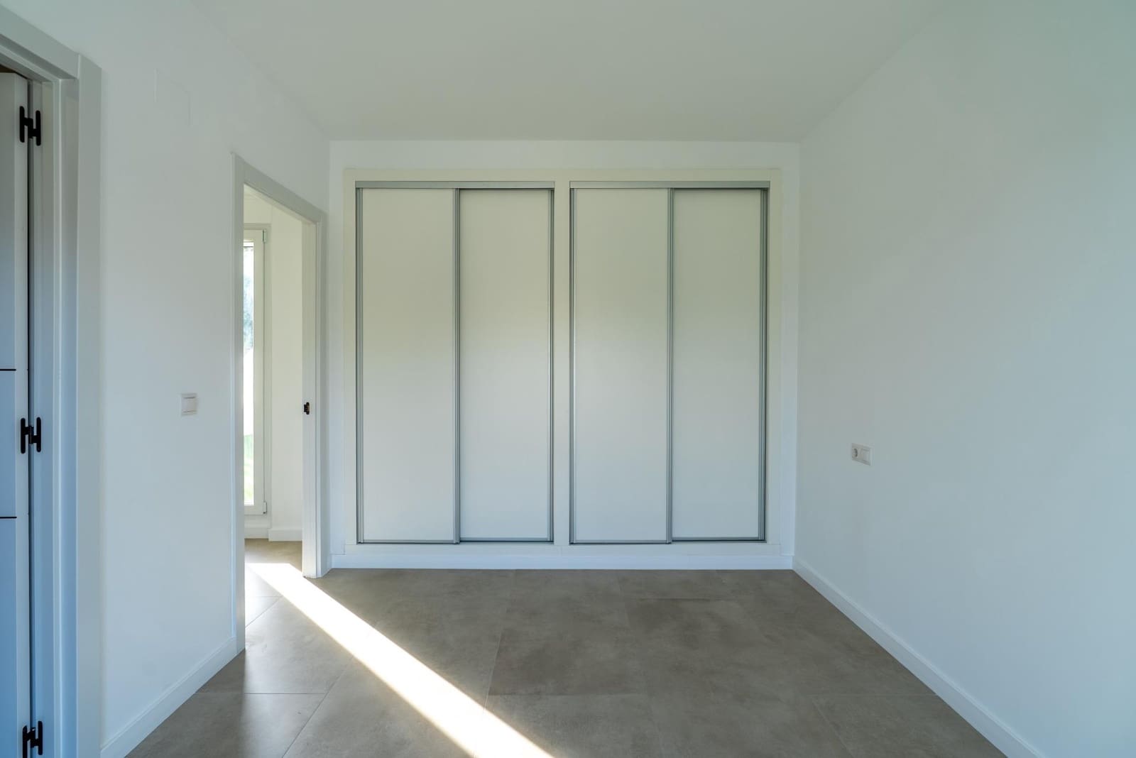 3 Zimmer Villa zu verkaufen in El Campello mit Garage - 549.500 € (Ref: 9555830)