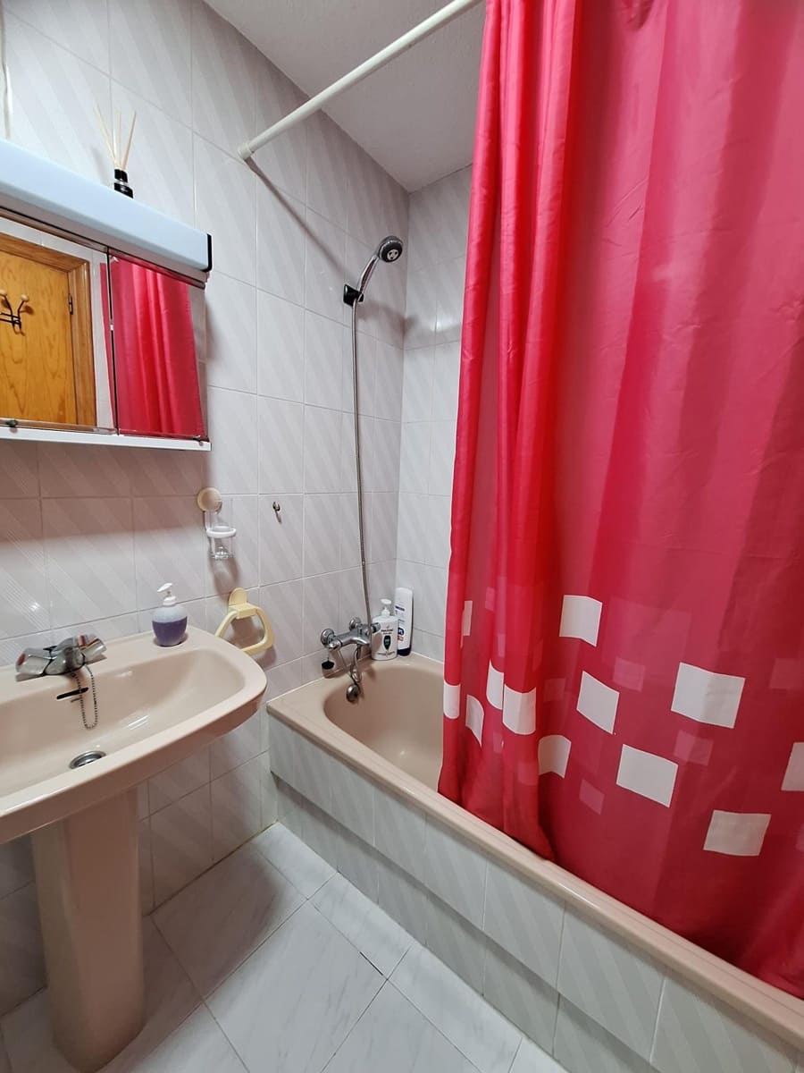 2 sovrum Takvåning till salu i Torrevieja - 156 900 € (Ref: 9555831)