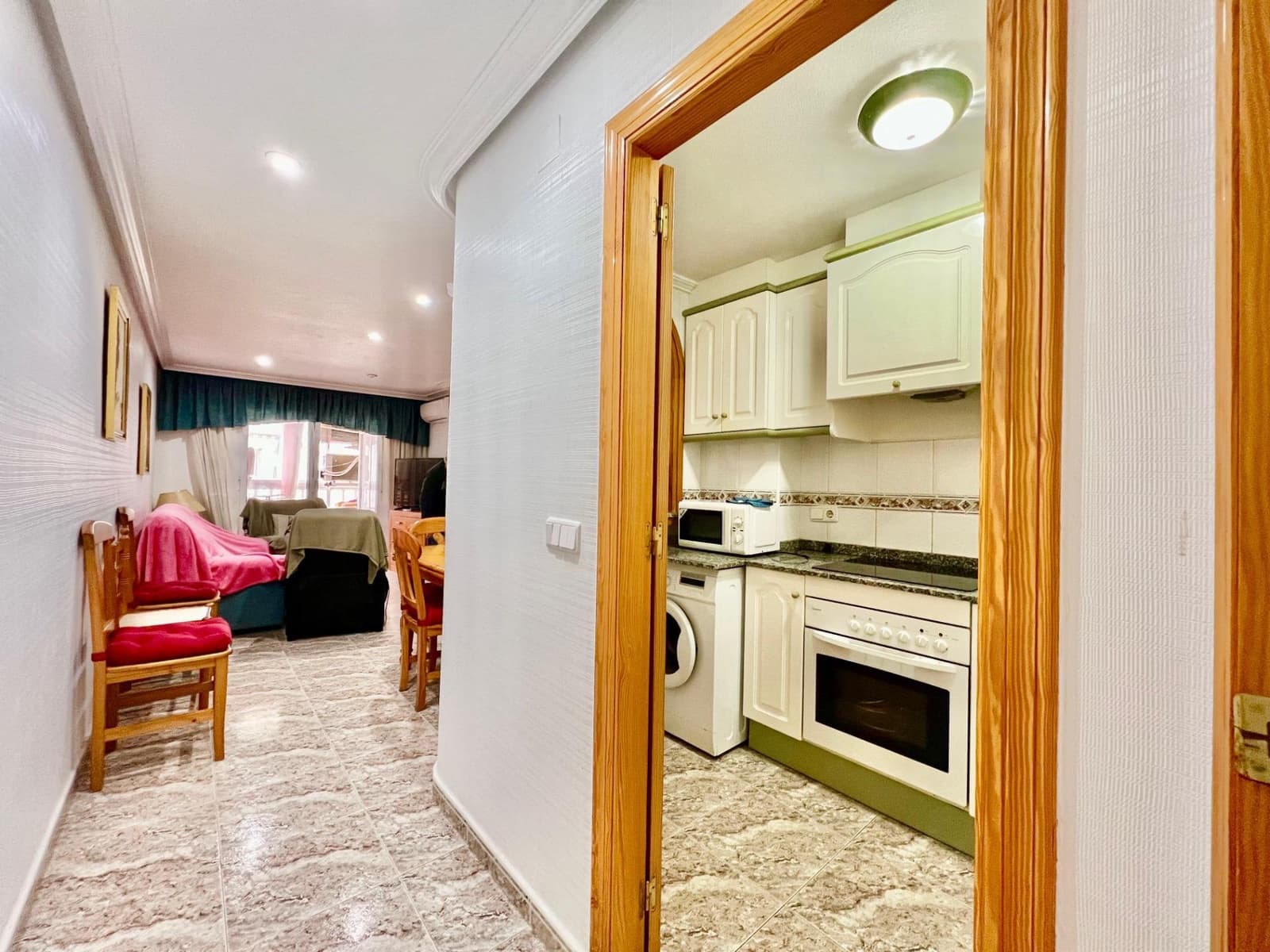 2 makuuhuone Huoneisto myytävänä paikassa Torrevieja - 152 000 € (Ref: 9561791)