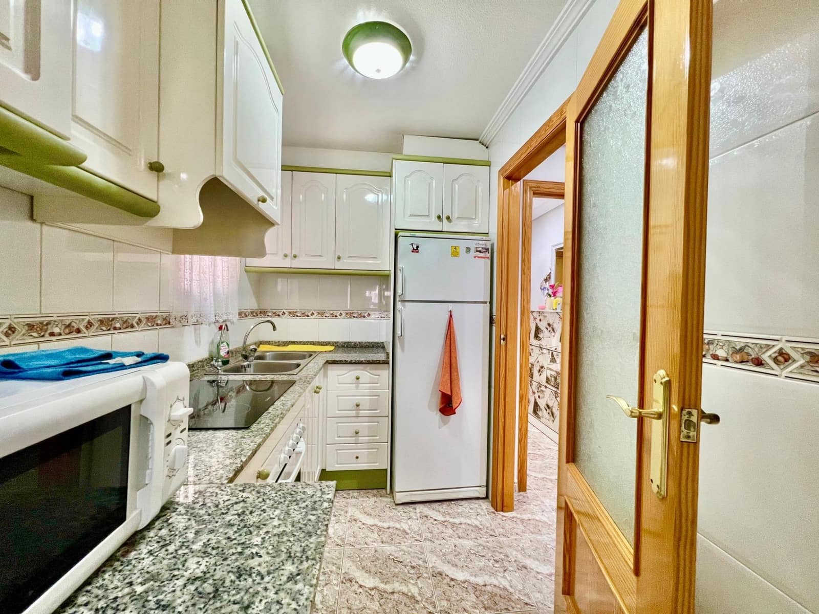 2 makuuhuone Huoneisto myytävänä paikassa Torrevieja - 152 000 € (Ref: 9561791)