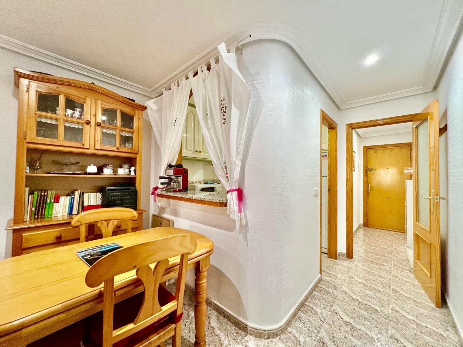 2 makuuhuone Huoneisto myytävänä paikassa Torrevieja - 152 000 € (Ref: 9561791)