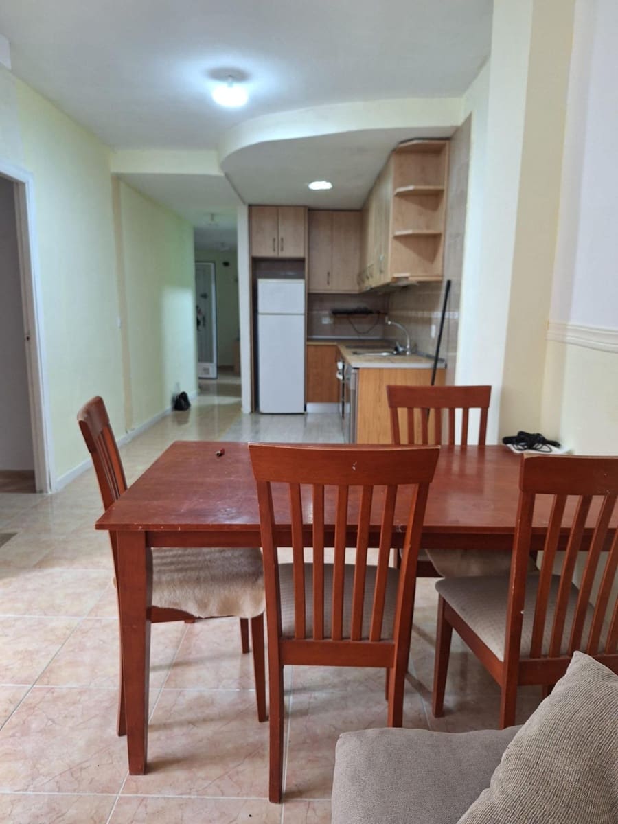 3 Zimmer Apartment zu verkaufen in Torrevieja mit Pool - 145.000 € (Ref: 9565239)