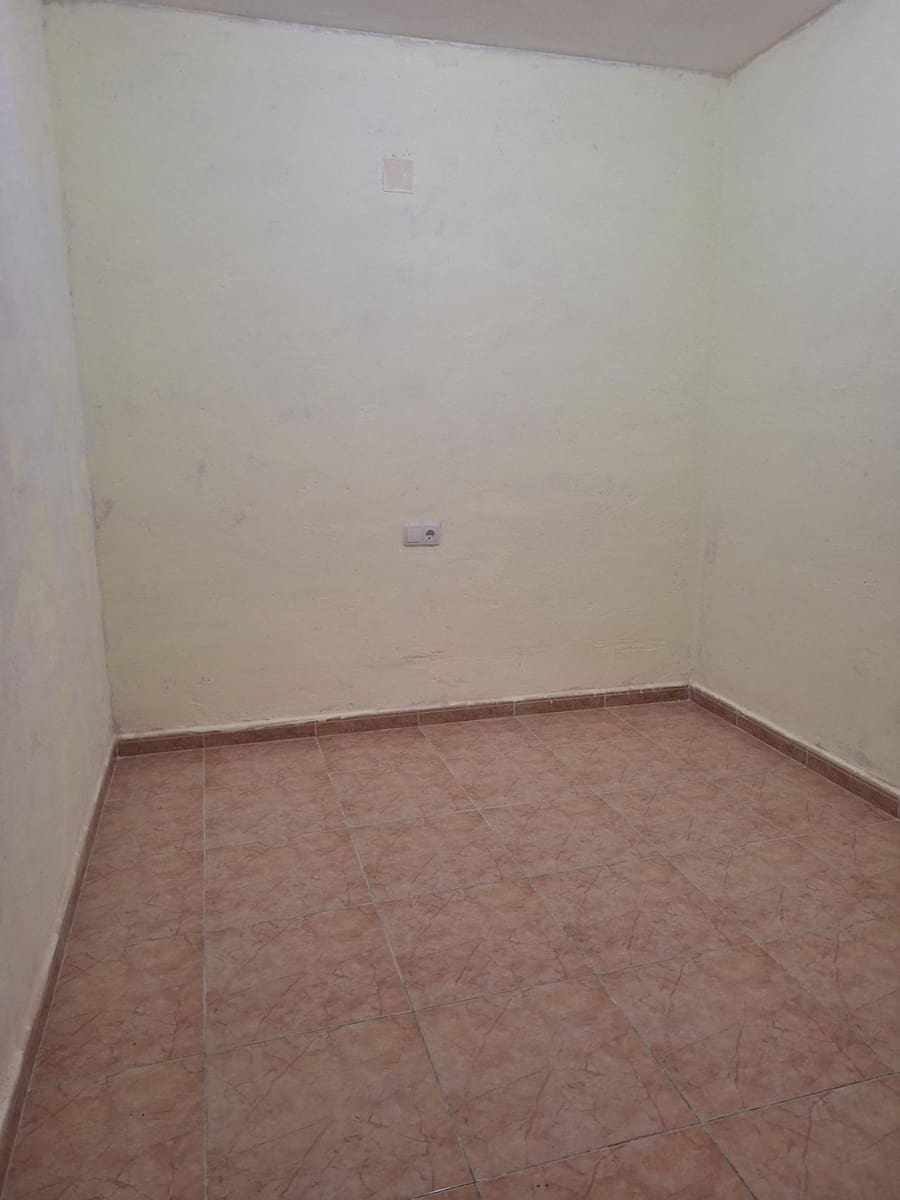 3 Zimmer Apartment zu verkaufen in Torrevieja mit Pool - 145.000 € (Ref: 9565239)