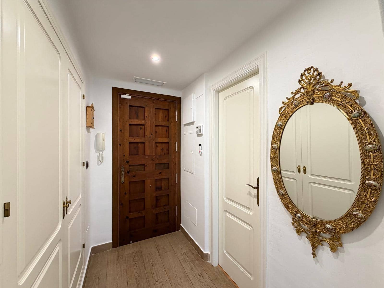 Ático de 3 habitaciones en Torrevieja en venta con piscina garaje - 499.900 € (Ref: 9565240)