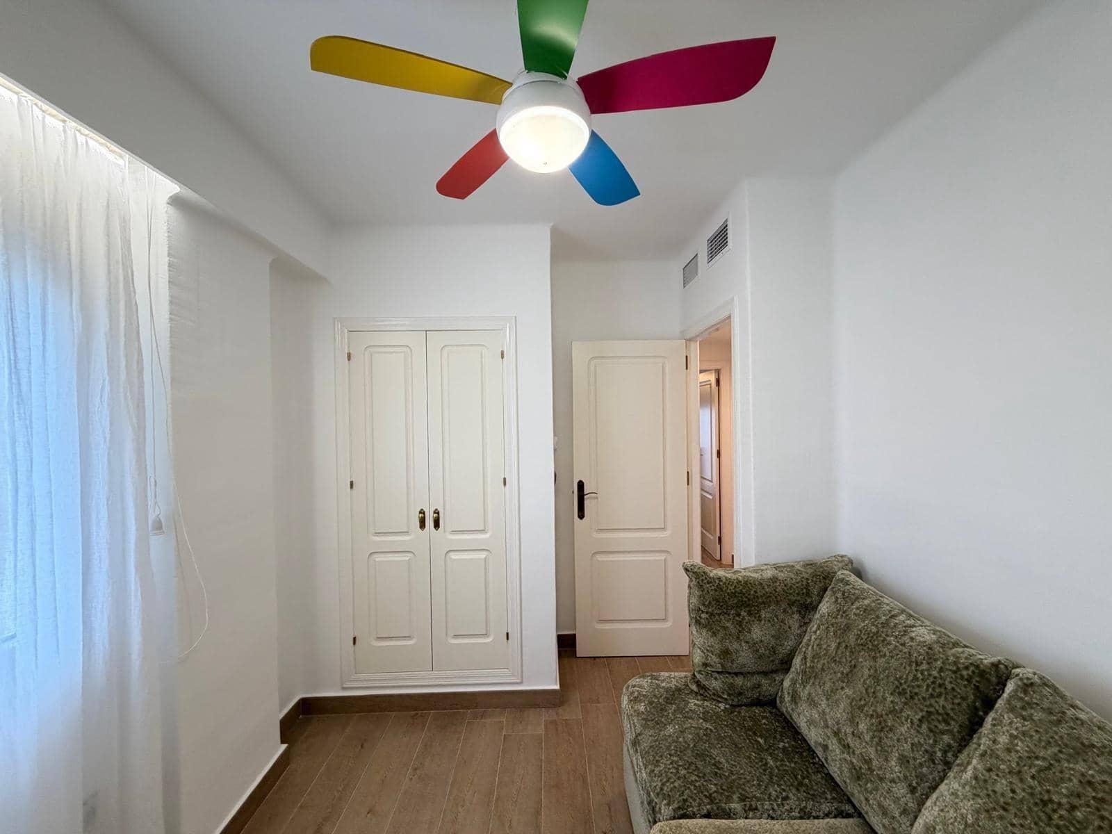 Ático de 3 habitaciones en Torrevieja en venta con piscina garaje - 499.900 € (Ref: 9565240)