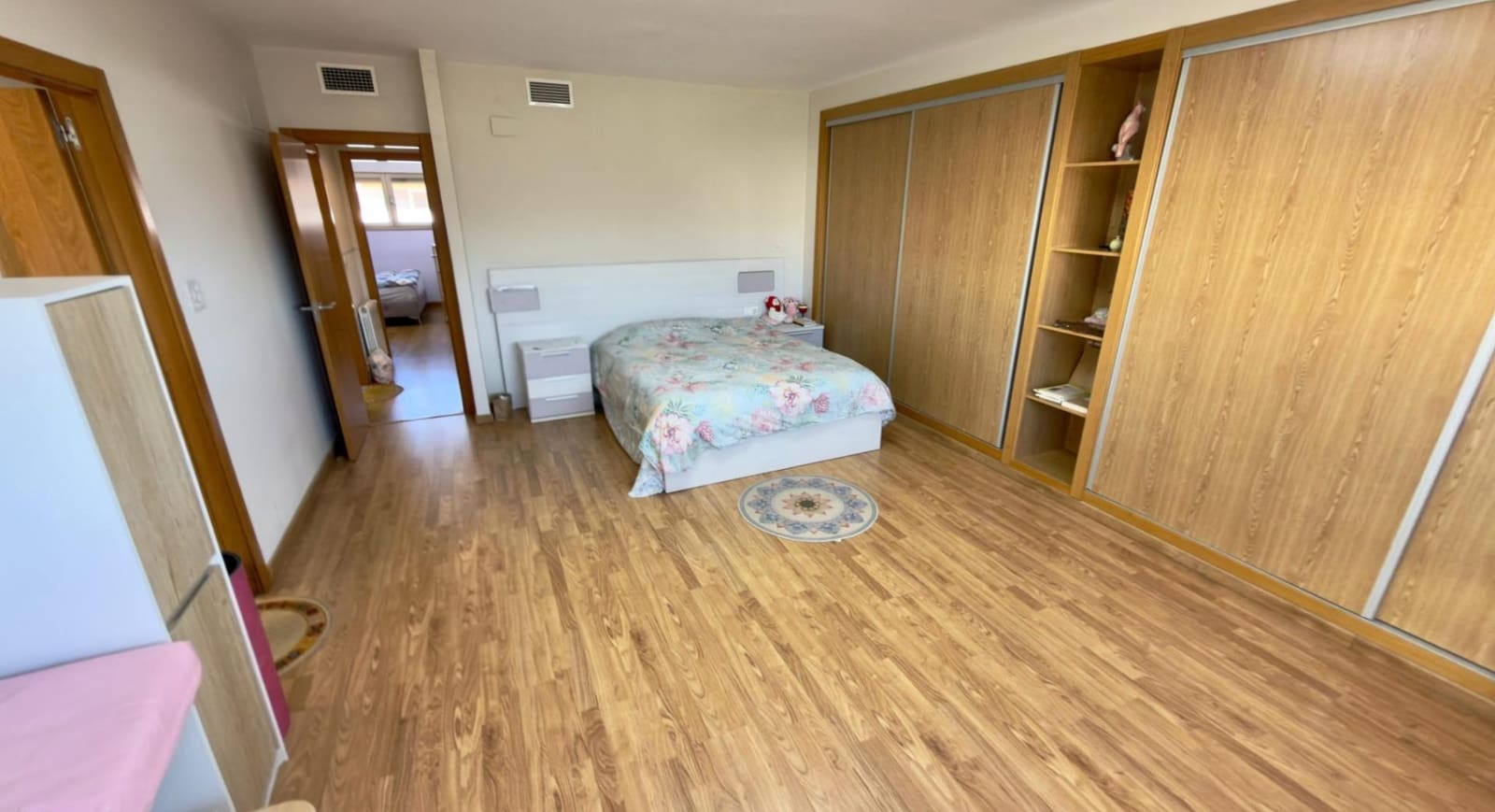 6 makuuhuone Rivitalo myytävänä paikassa Alicante kaupunki mukana uima-altaan 
autotalli - 698 000 € (Ref: 9565241)