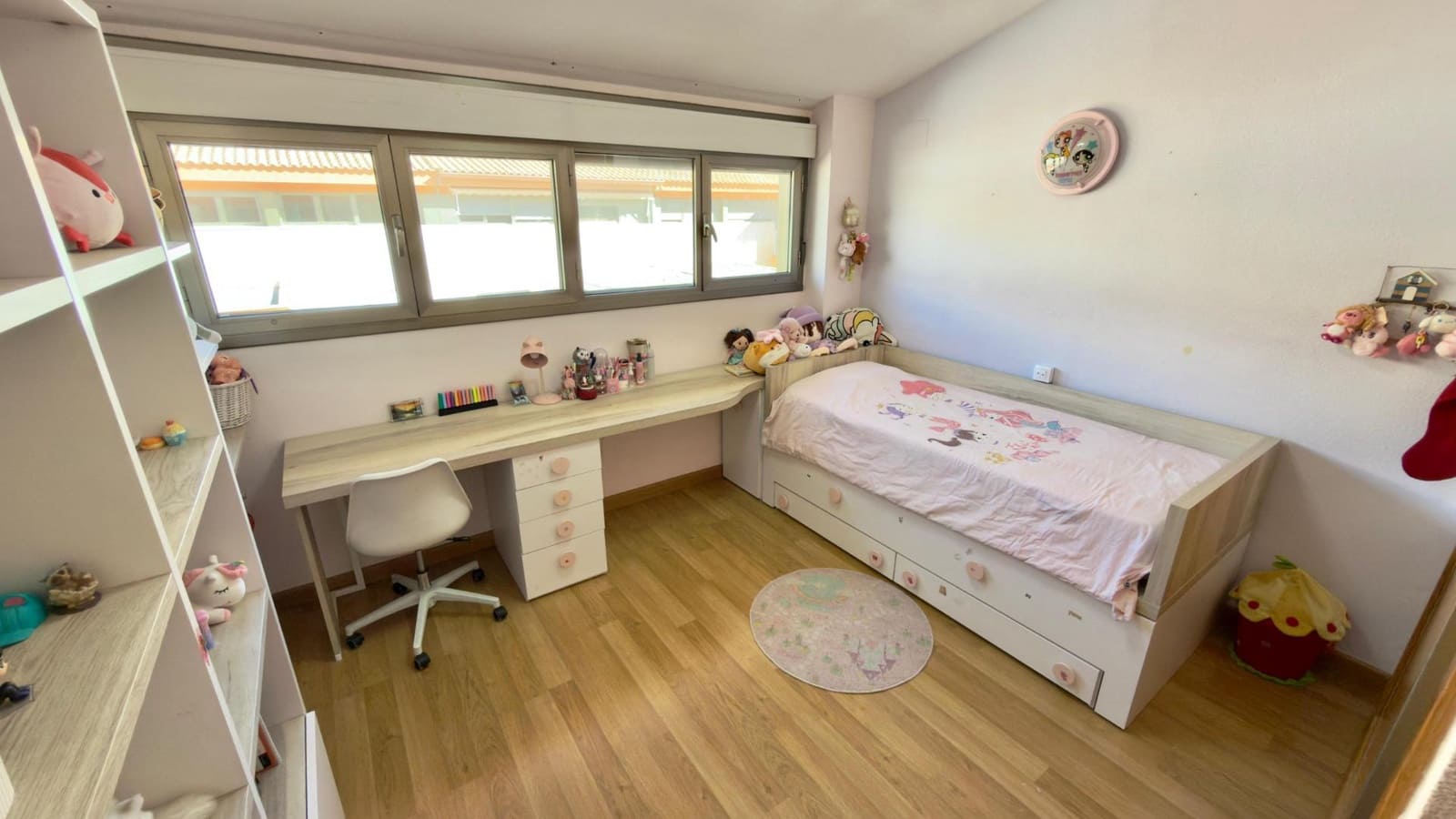 6 makuuhuone Rivitalo myytävänä paikassa Alicante kaupunki mukana uima-altaan 
autotalli - 698 000 € (Ref: 9565241)