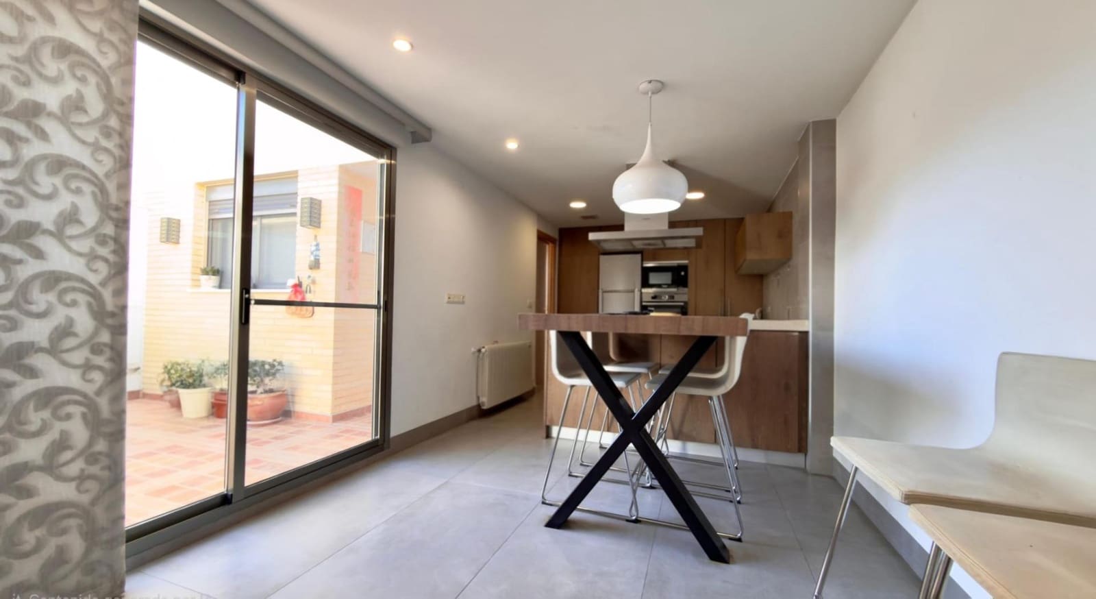 6 makuuhuone Rivitalo myytävänä paikassa Alicante kaupunki mukana uima-altaan 
autotalli - 698 000 € (Ref: 9565241)